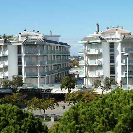 Residence Torino Lido di Jesolo Bagian luar foto