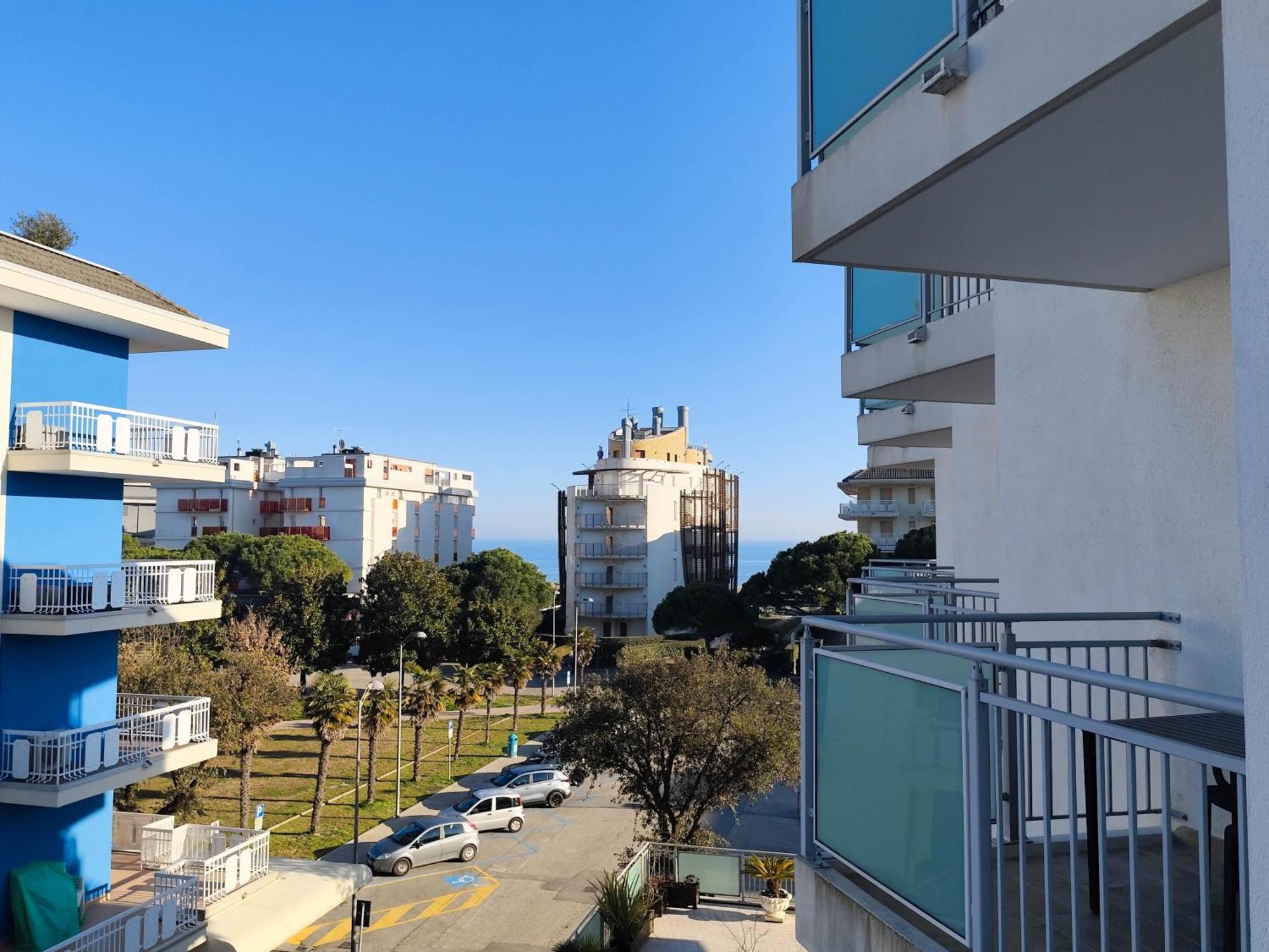 Residence Torino Lido di Jesolo Bagian luar foto