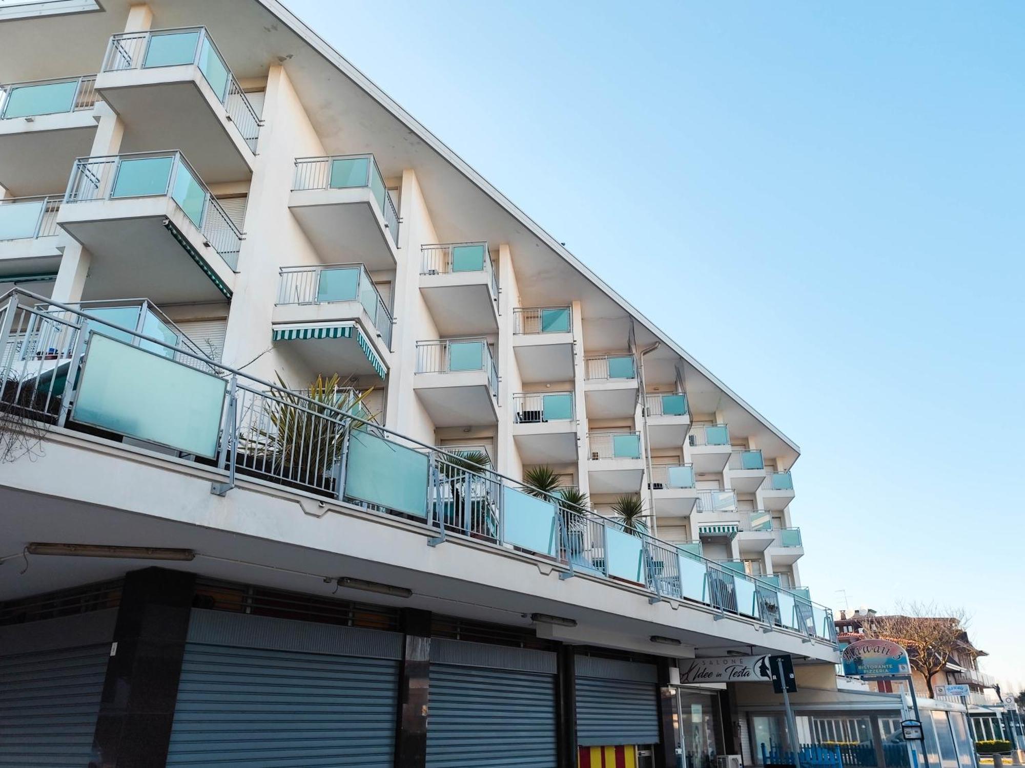 Residence Torino Lido di Jesolo Bagian luar foto